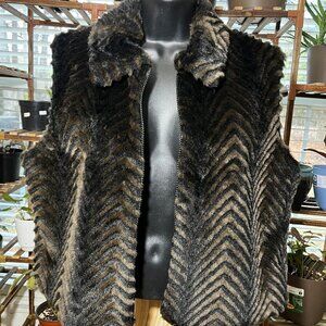 Vintage New Century Brown Black Chevron Faux Fur Zip Vest Polyester